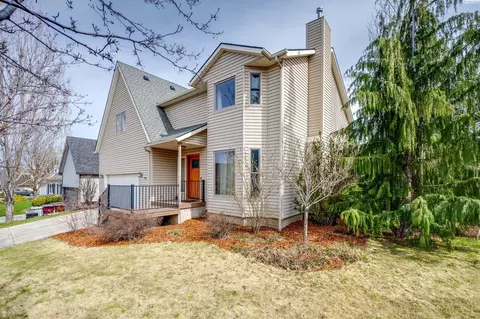 Exterior - 665 SE Meadow Vale Dr, Pullman, WA 99163 photo 2 of 16