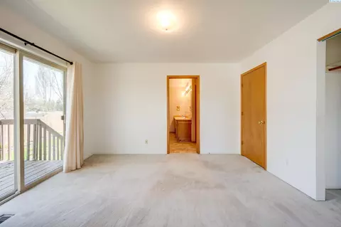 Bedroom - 1290 SW Wadleigh Dr, Pullman, WA 99163 photo 1 of 3