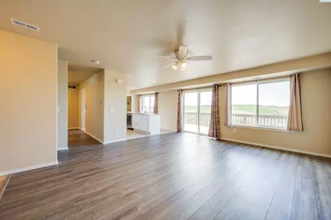 1615 NW Ventura Dr, Pullman, WA 99163 photo 6