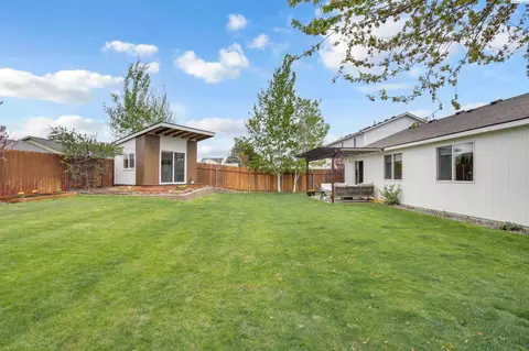 Exterior - 8615 Studebaker Dr, Pasco, WA 99301 photo 5 of 7