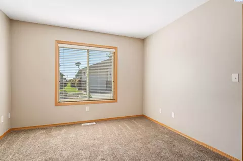 110 Camargo Ln, Pasco, WA 99301 photo 17