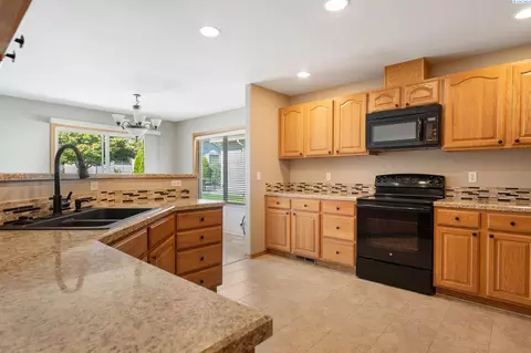 110 Camargo Ln, Pasco, WA 99301 photo 8