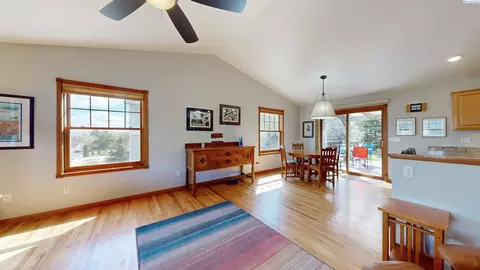 Dining - 455 NW Robert St, Pullman, WA 99163 photo 1 of 1