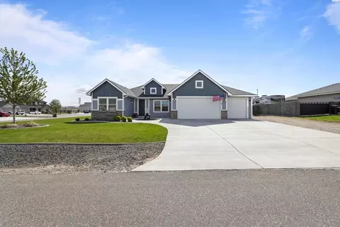 Exterior - 6419 Nocking Pt, Pasco, WA 99301 photo 2 of 12