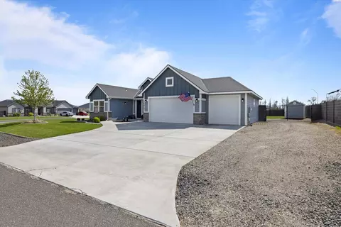 Exterior - 6419 Nocking Pt, Pasco, WA 99301 photo 3 of 12