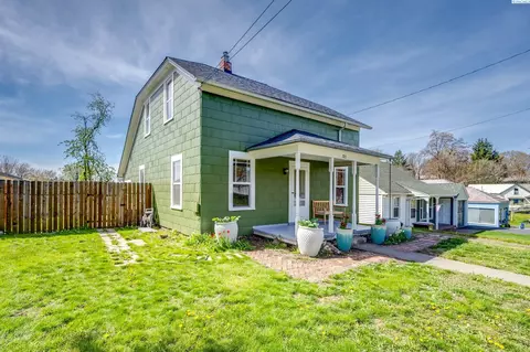 325 NW Harrison St, Pullman, WA 99163 photo 1
