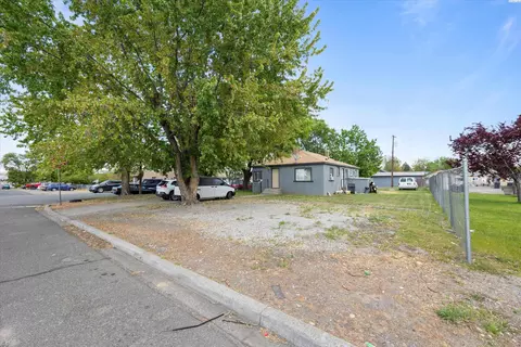 903 S 9th Ave, Pasco, WA 99301 photo 2