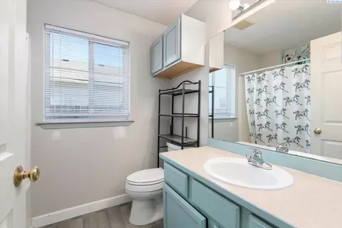 8703 Heathrow Ct, Pasco, WA 99301 photo 19