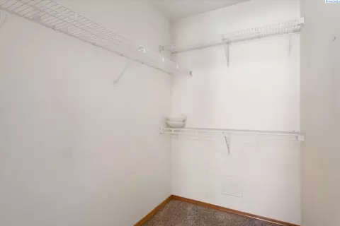 8703 Heathrow Ct, Pasco, WA 99301 photo 16