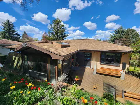 705 SW Mies St, Pullman, WA 99163 photo 2