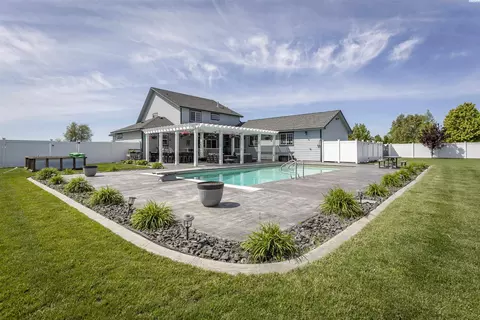 7011 W Pearl St, Pasco, WA 99301 photo 1