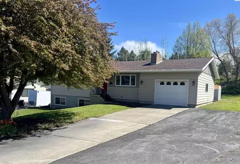 1120 SW Alvar, Pullman, WA 99163 photo 2