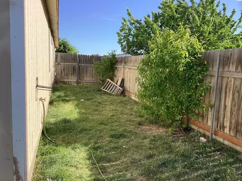 2407 E George St, Pasco, WA 99301 photo 9