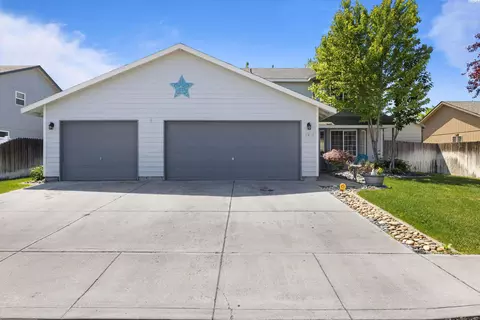 8308 Camano Dr, Pasco, WA 99301 photo 2