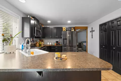 8308 Camano Dr, Pasco, WA 99301 photo 1