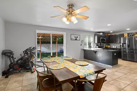 8308 Camano Dr, Pasco, WA 99301 photo 11