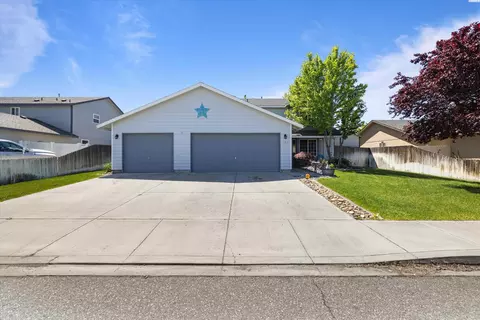 8308 Camano Dr, Pasco, WA 99301 photo 3