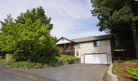 1120 SE Thompson St, Pullman, WA 99163 photo 1