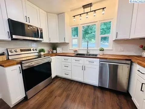 1035 NW Fisk St, Pullman, WA 99163 photo 8