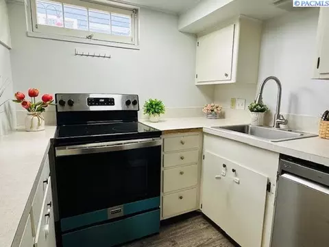 1035 NW Fisk St, Pullman, WA 99163 photo 11