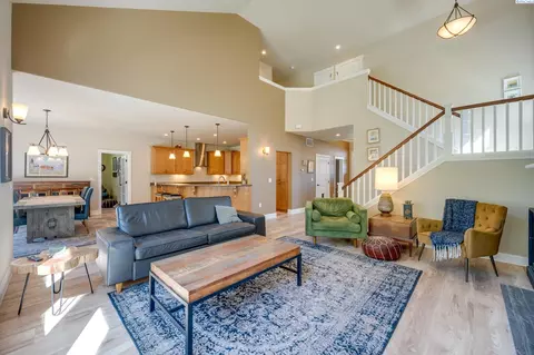 855 SW Finch Way, Pullman, WA 99163 photo 4