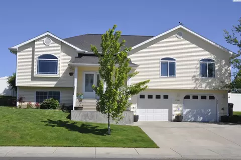 2235 NW Ridgeline Dr, Pullman, WA 99163 photo 1