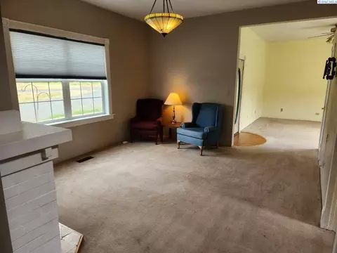 504 E Cooper St, Colfax, WA 99111 photo 4