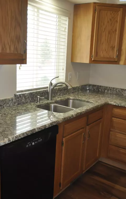 409 NW Terreview Dr, Pullman, WA 99163 photo 5