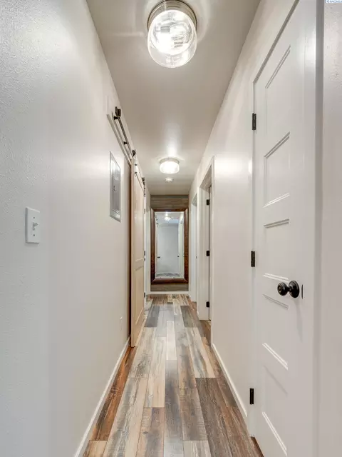 Entry Way - 1645 NE Merman Dr #A102, Pullman, WA 99163 photo 1 of 1