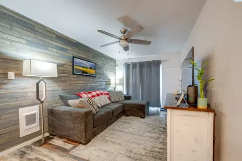 Living - 1645 NE Merman Dr #A102, Pullman, WA 99163 photo 3 of 3
