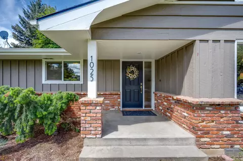 1025 SE Kamiaken, Pullman, WA 99163 photo 5