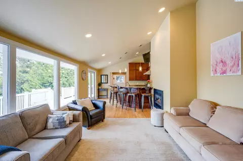 1025 SE Kamiaken, Pullman, WA 99163 photo 16