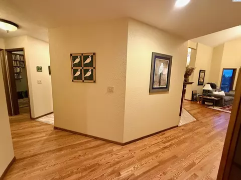 1425 SW Wadleigh Dr, Pullman, WA 99163 photo 5