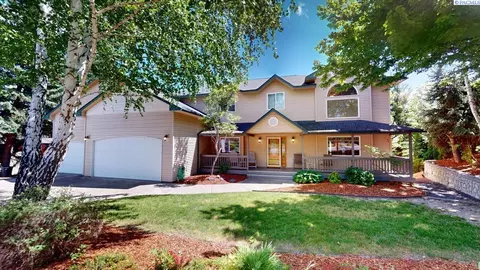 735 SE Derby St, Pullman, WA 99163 photo 1