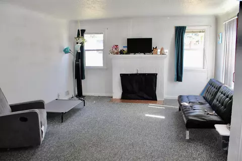 635 Charlotte, Pullman, WA 99163 photo 2