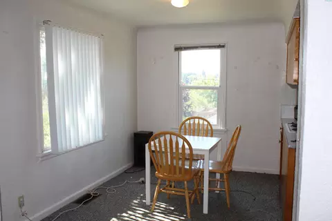 635 Charlotte, Pullman, WA 99163 photo 3
