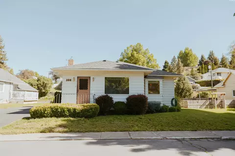 306 E Poplar St, Colfax, WA 99111 photo 1