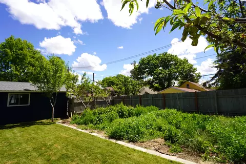 353 NW Cleveland, Pullman, WA 99163 photo 38