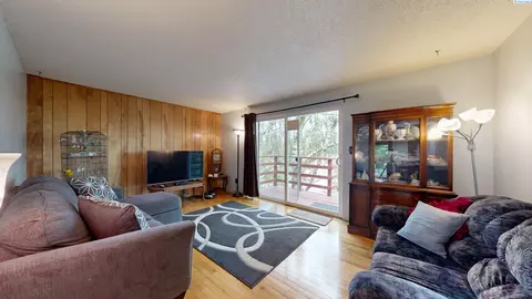140 SW Cedar St, Pullman, WA 99163 photo 2