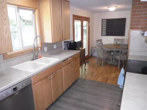 829 SW Crestview St, Pullman, WA 99163 photo 5