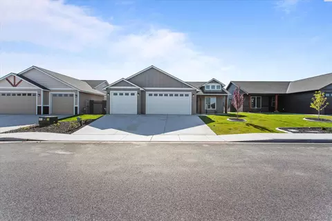 6702 Springer Ln, Pasco, WA 99301 photo 2