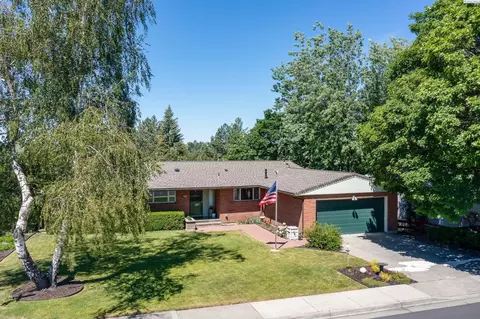 225 SW Skyline Dr, Pullman, WA 99163 photo 3
