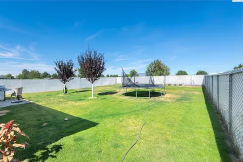 1203 N Beech Ave, Pasco, WA 99301 photo 24