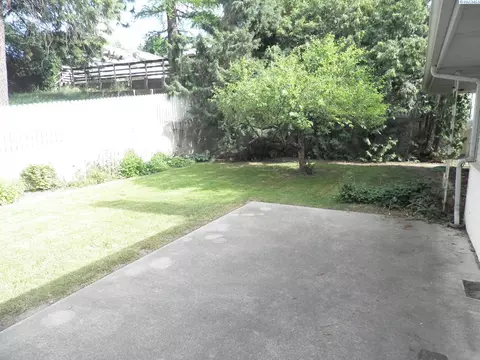 Exterior - 720 SE Kamiaken St, Pullman, WA 99163 photo 6 of 6
