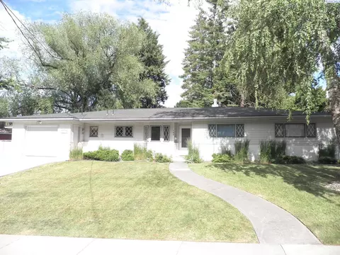 720 SE Kamiaken St, Pullman, WA 99163 photo 1