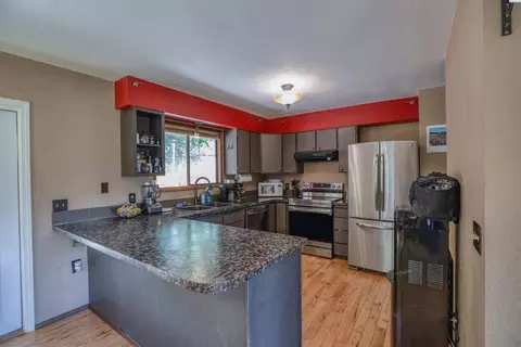 Kitchen - 1552 NW Leland Dr, Pullman, WA 99163 photo 1 of 3