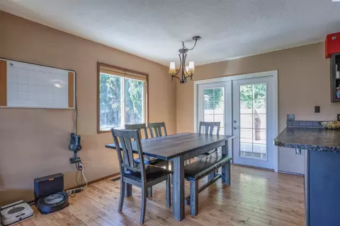 Dining - 1552 NW Leland Dr, Pullman, WA 99163 photo 1 of 1