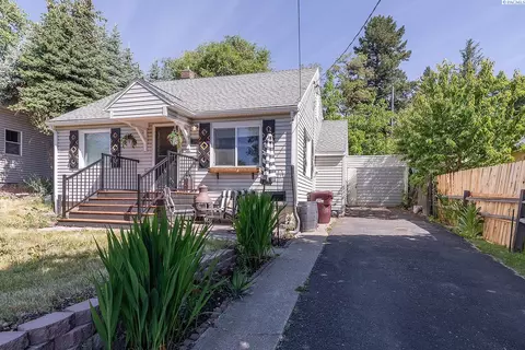 240 NW Harrison St, Pullman, WA 99163 photo 1