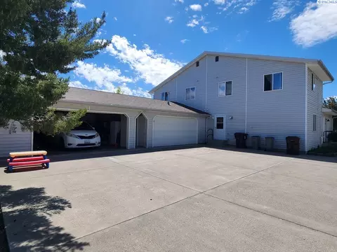 558-560 SE Shoemaker Pl, Pullman, WA 99163 photo 1