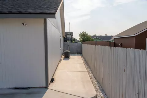 6008 Robert Wayne, Pasco, WA 99301 photo 16